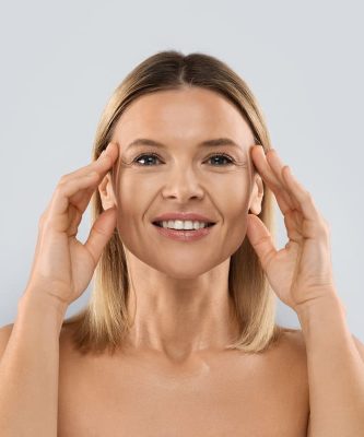 closeup-of-pretty-middle-aged-blonde-woman-touchin-2025-03-18-16-11-01-utc (1)