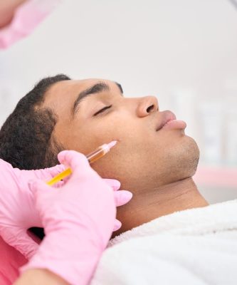 male-is-getting-cheek-filler-injection-in-beauty-c-2025-03-10-00-27-59-utc (2)